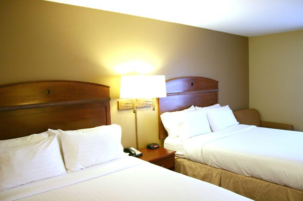 Comfort Inn & Suites Near Route 66 Lincoln Eksteriør bilde