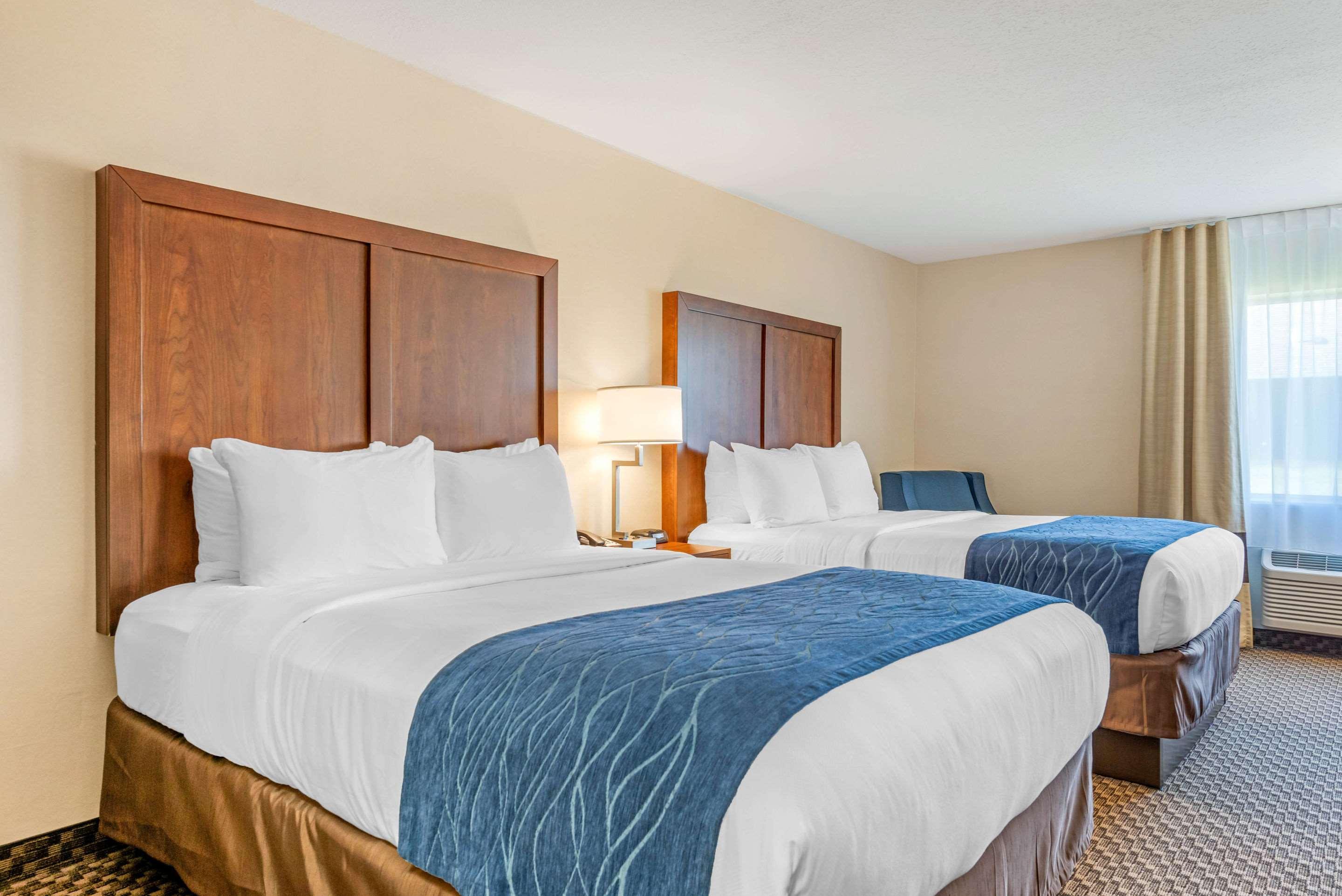 Comfort Inn & Suites Near Route 66 Lincoln Eksteriør bilde