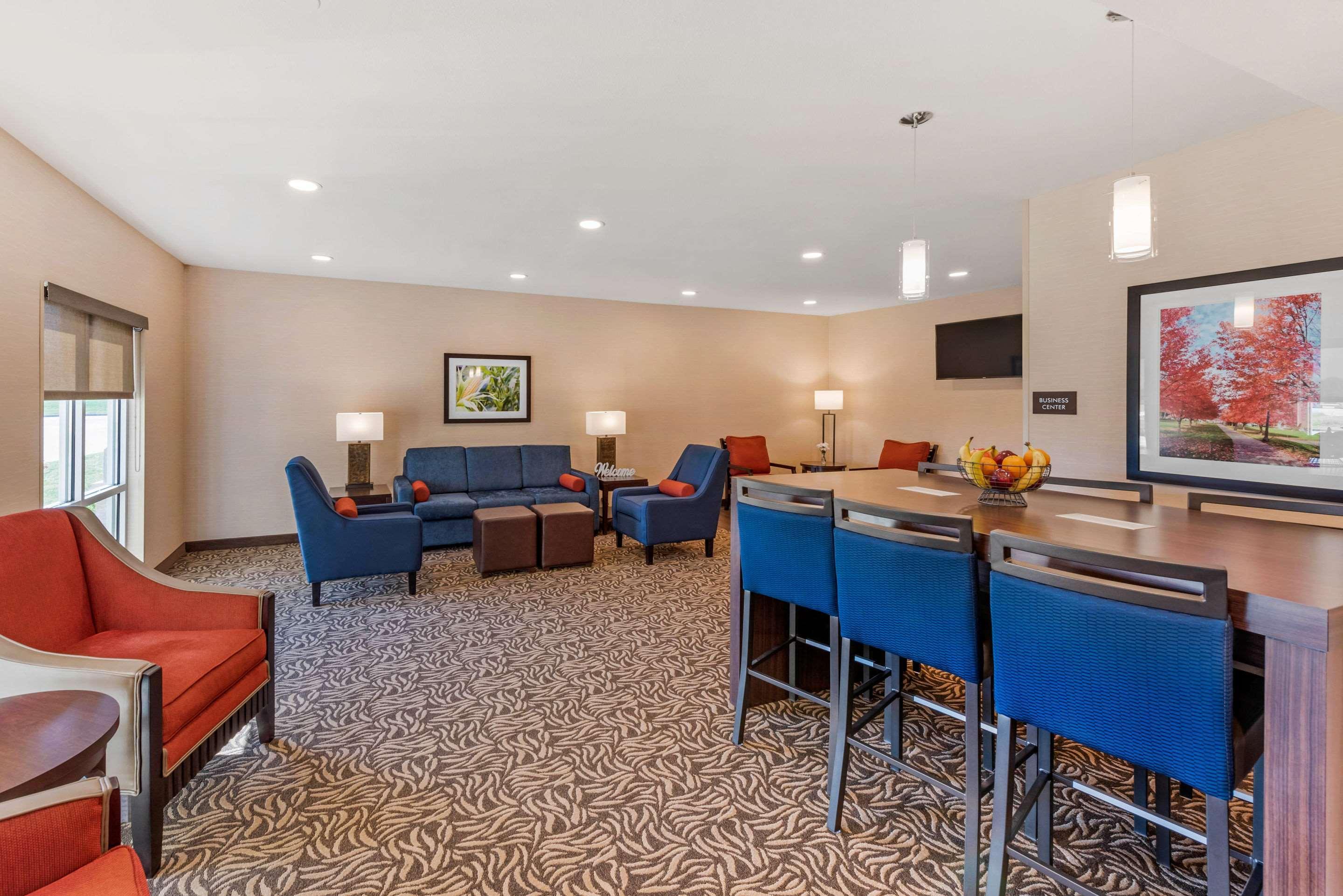Comfort Inn & Suites Near Route 66 Lincoln Eksteriør bilde