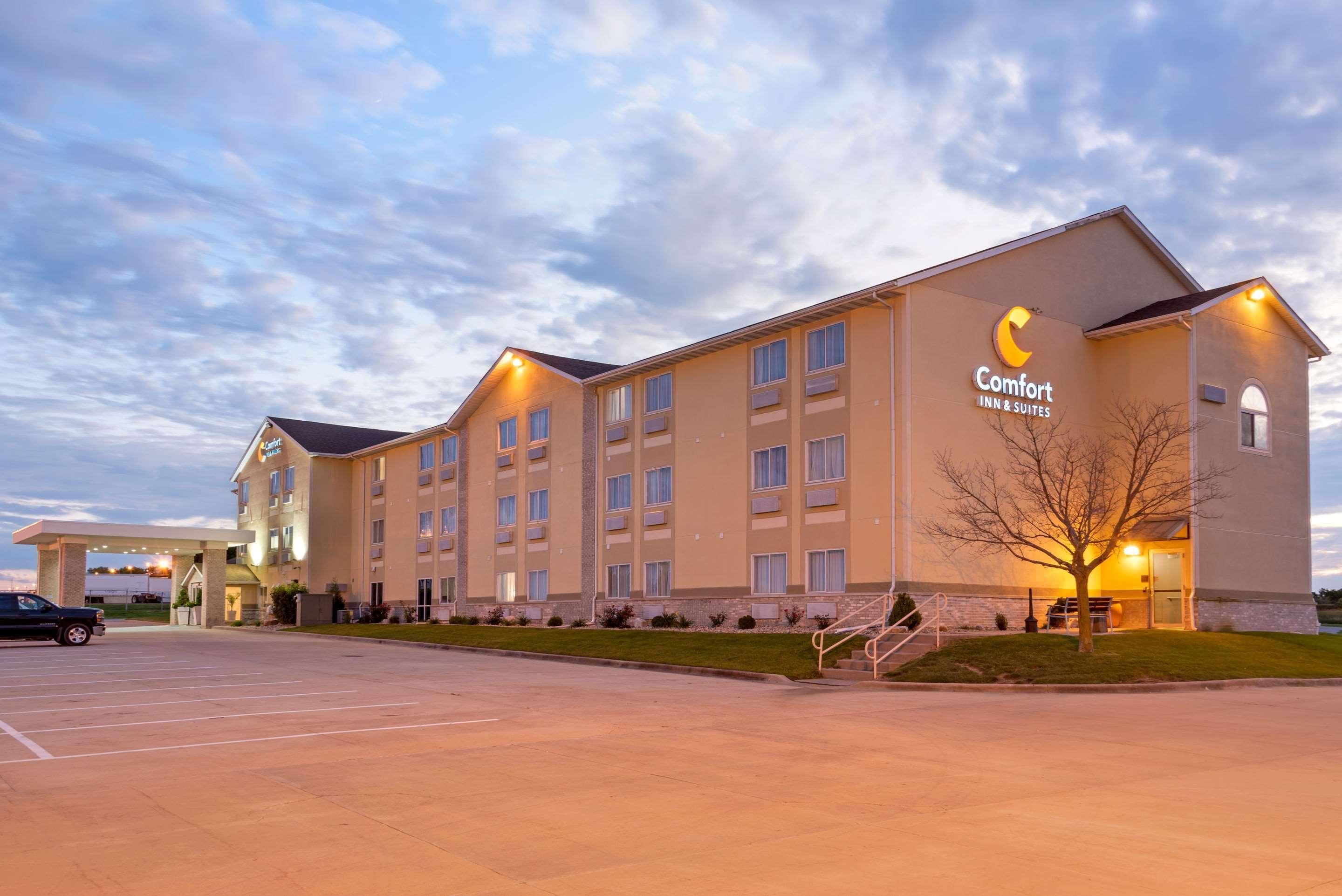 Comfort Inn & Suites Near Route 66 Lincoln Eksteriør bilde