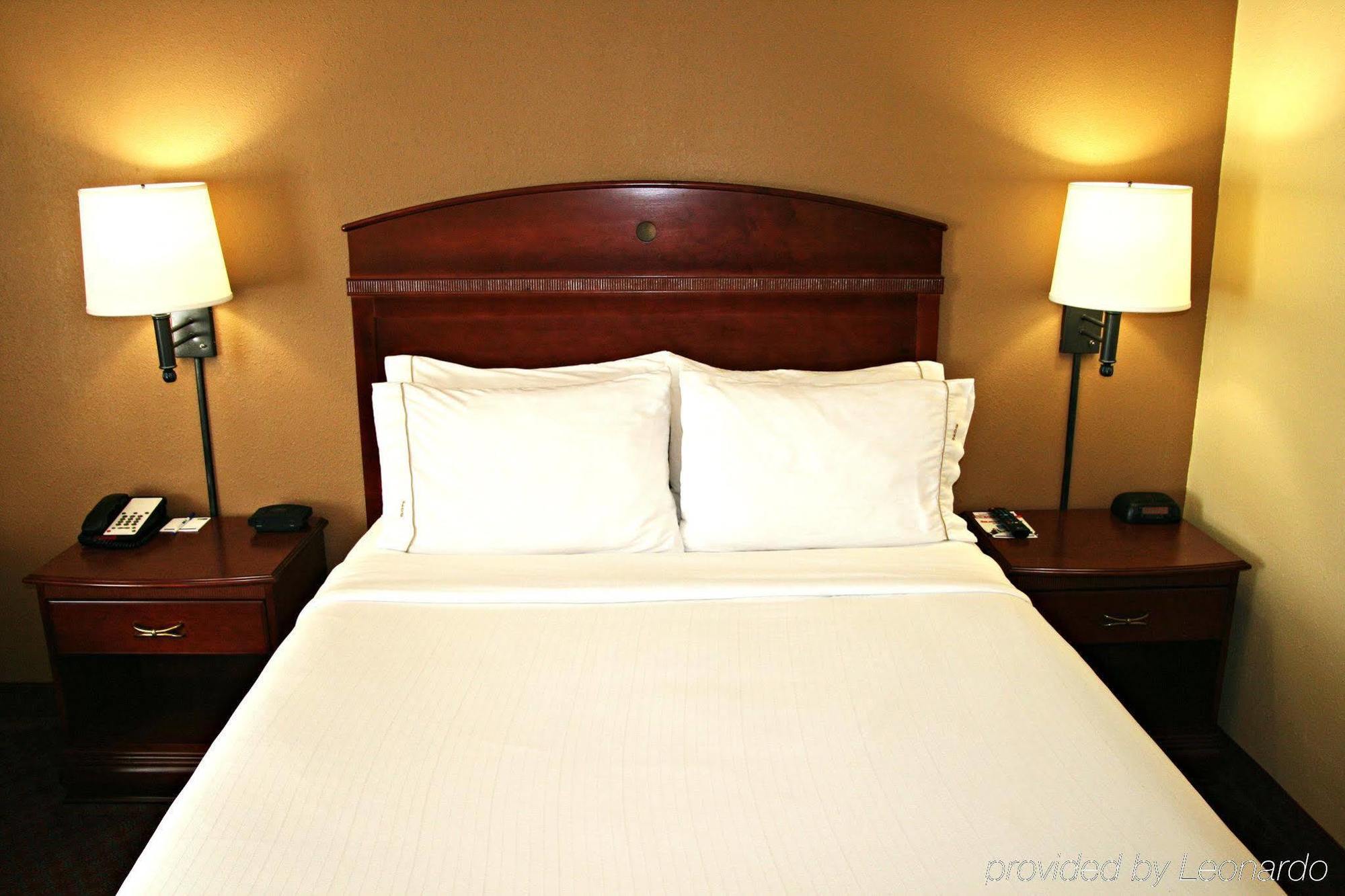 Comfort Inn & Suites Near Route 66 Lincoln Eksteriør bilde